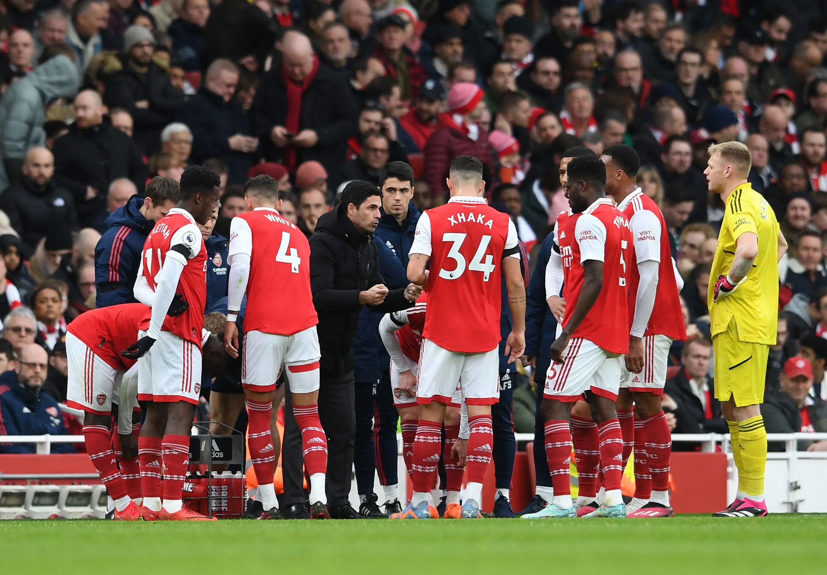 "It’s just taking": Kevin Campbell says one Arsenal player works much harder than people think